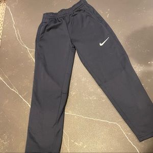 Boys Nike sweats size 7